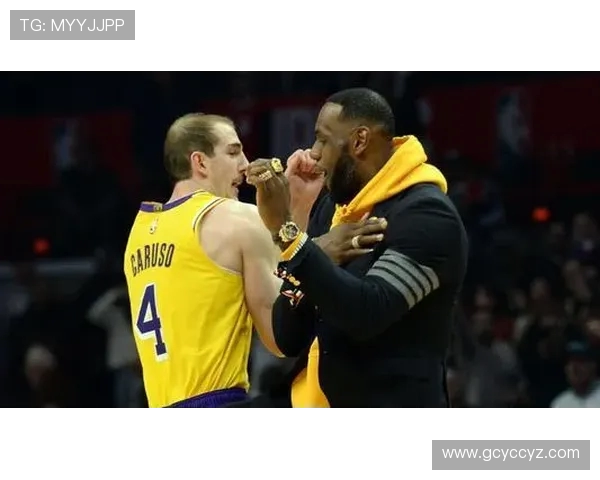 湖人开局强势15胜4负高居西部第二 然后遭遇滑坡战绩下滑至第五